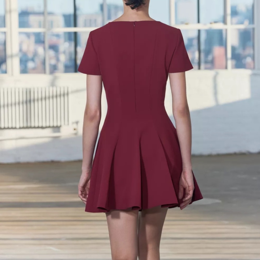 Zara NWT Burgundy cinched waist mini dress with flowy skirt - Picture 5 of 8